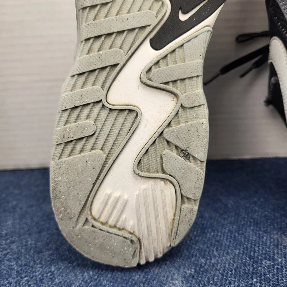 Nike Air Max Excee Mens 7.5 Black White Wolf Grey Sneakers Athletic Activewear